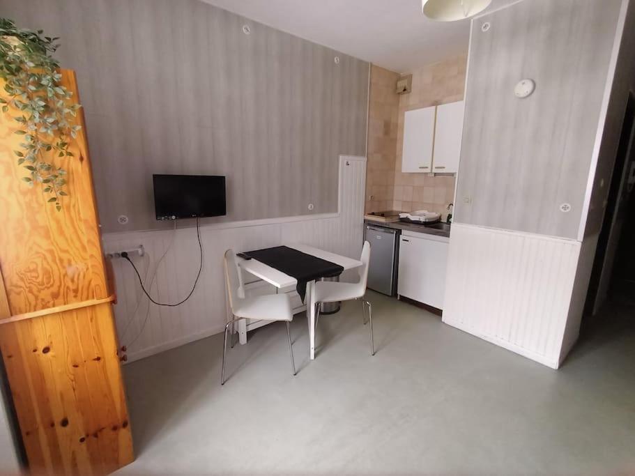 Studio Idealement Situe A Ax Les Thermes Акс-ле-Терм Экстерьер фото